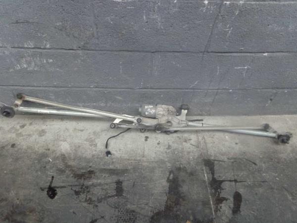 MOTEUR D ESSUIE GLACE OPEL ASTRA J - Vue 1